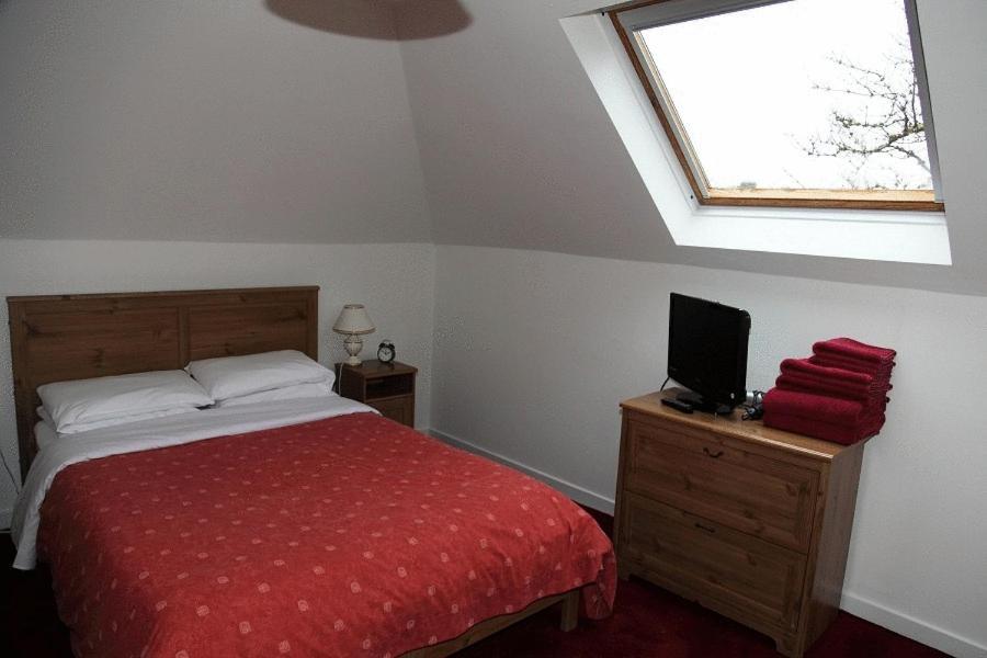 Dreibettzimmer mit eigenem Bad